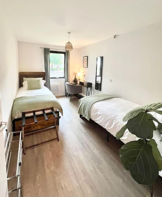 Gorgeous Flat 10 Min Walk To Stadium Free Parking Londyn Zewnętrze zdjęcie